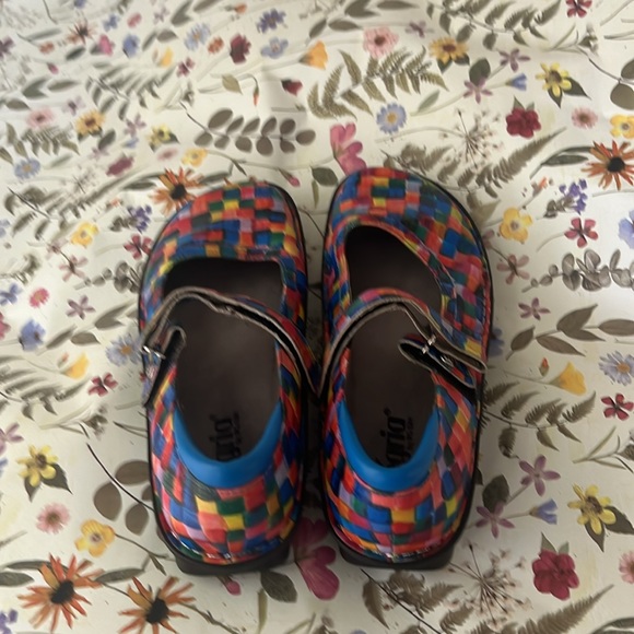 Algeria by P G Lite maryjanes multicolor watercolor shoes 40 - Picture 4 of 10